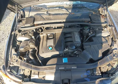 2008 BMW 328Xi из США, поврежденный, VIN WBAVC73578KP39182